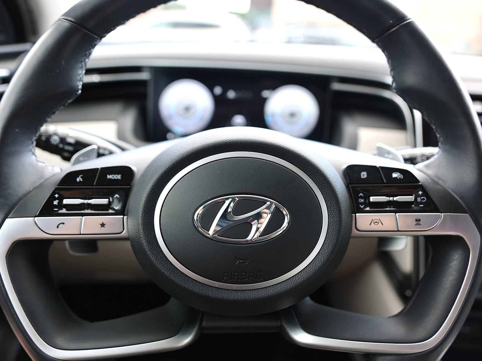 Certified 2023 Hyundai Tucson Limited AWD/4WD image 39