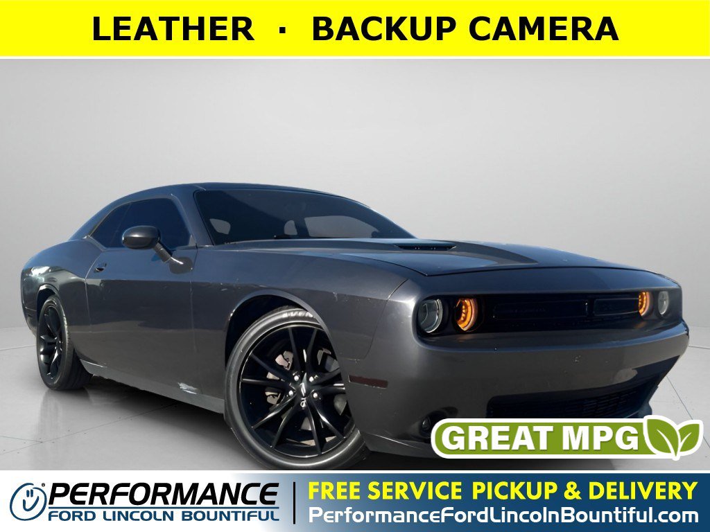 Used 2018 Dodge Challenger SXT Plus RWD image 1