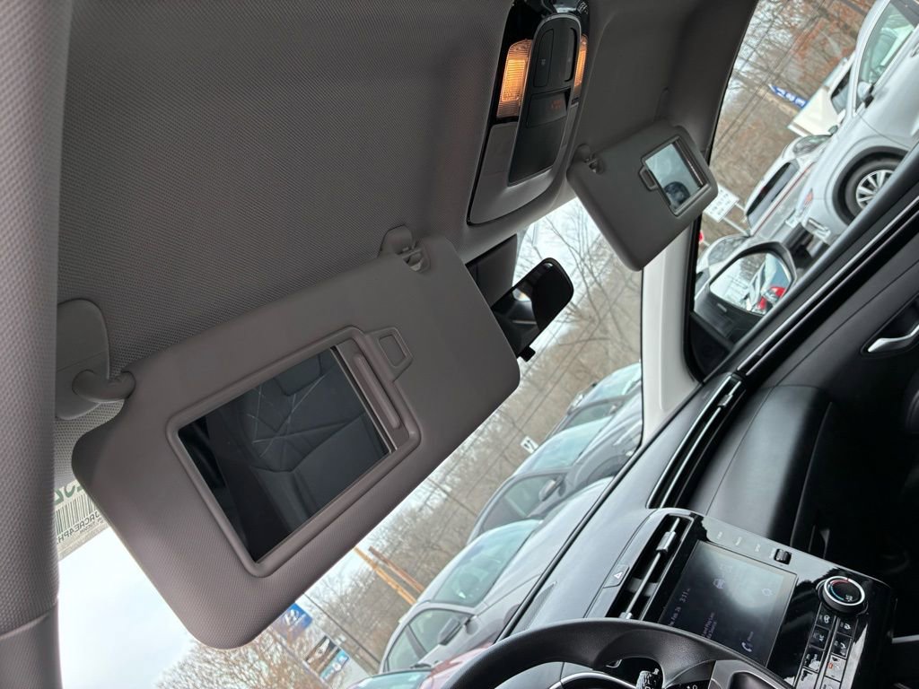 Used 2023 Hyundai Tucson SE image 40