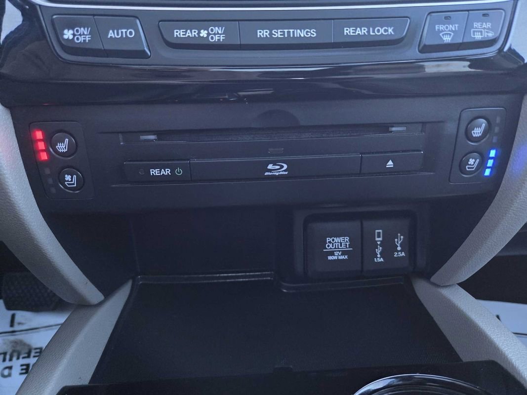 Used 2018 Honda Pilot Elite image 38