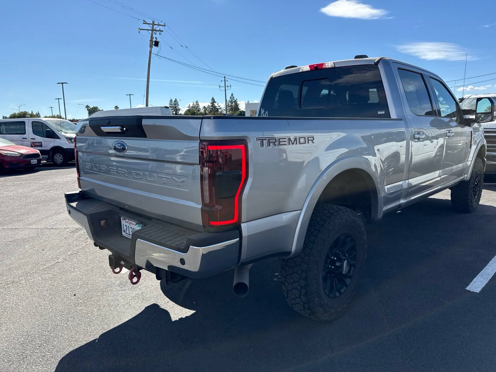Used 2020 Ford F250 Lariat w/ Tremor Off-Road Package AWD/4WD image 4