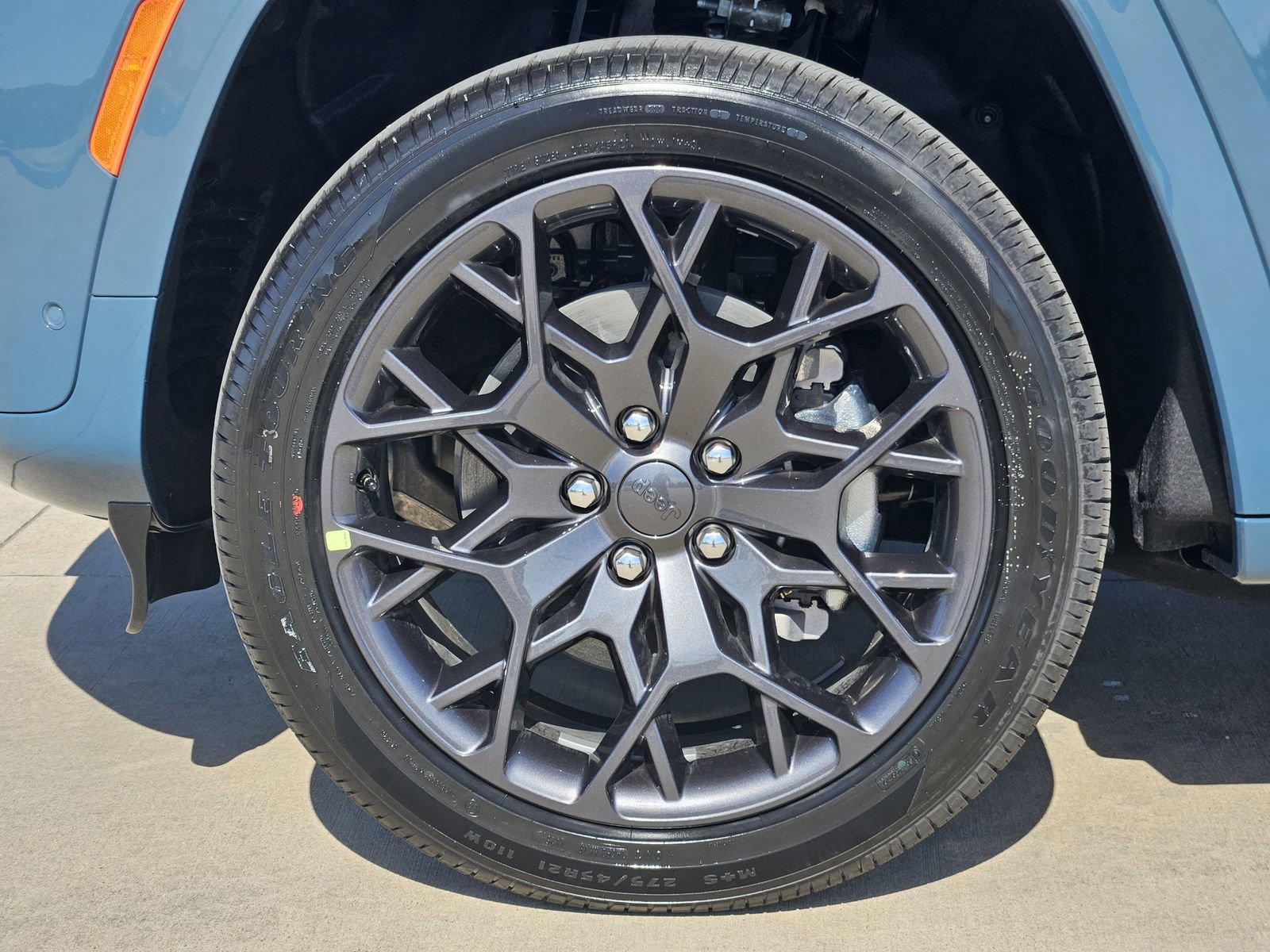 New 2026 Jeep Grand Cherokee L Summit w/ Obsidian Package image 12