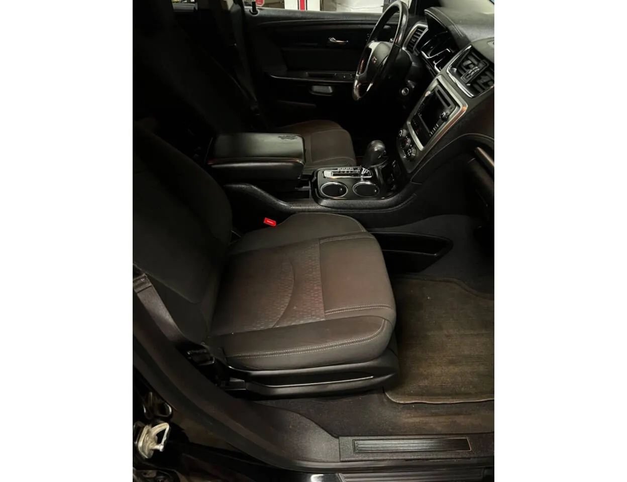Used 2015 GMC Acadia SLE AWD/4WD image 11