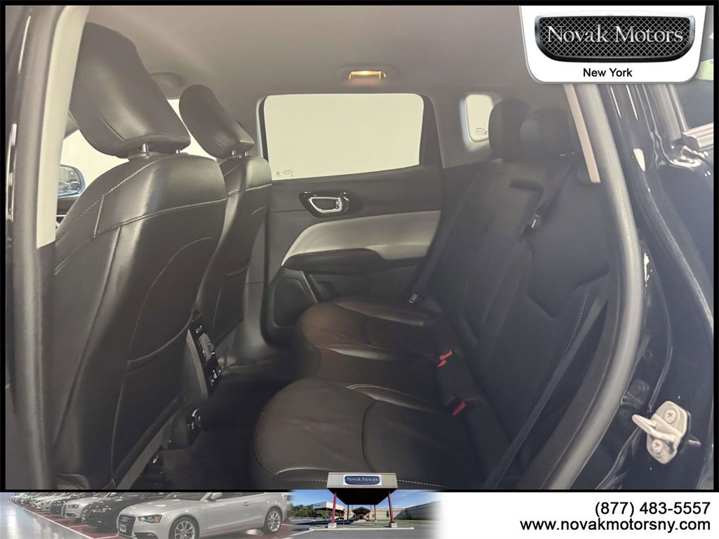 Used 2022 Jeep Compass Limited w/ Elite Group image 11