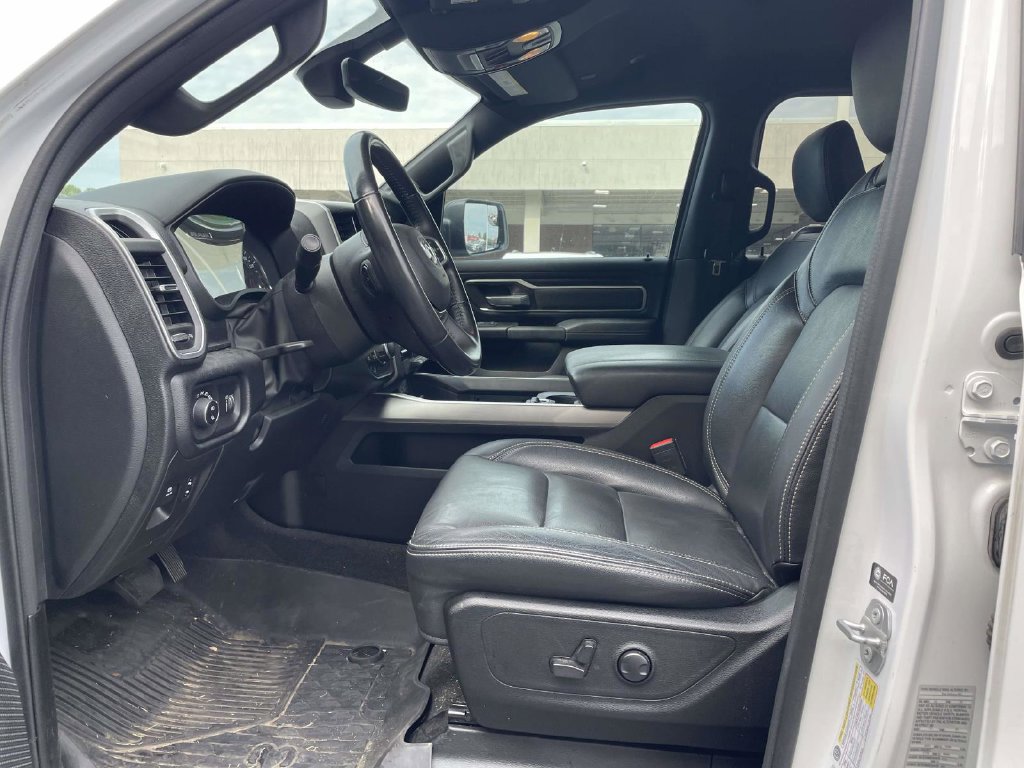 Used 2022 RAM 1500 Big Horn w/ Night Edition AWD/4WD image 22