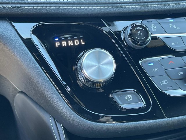 New 2027 Chrysler Pacifica Limited FWD image 27