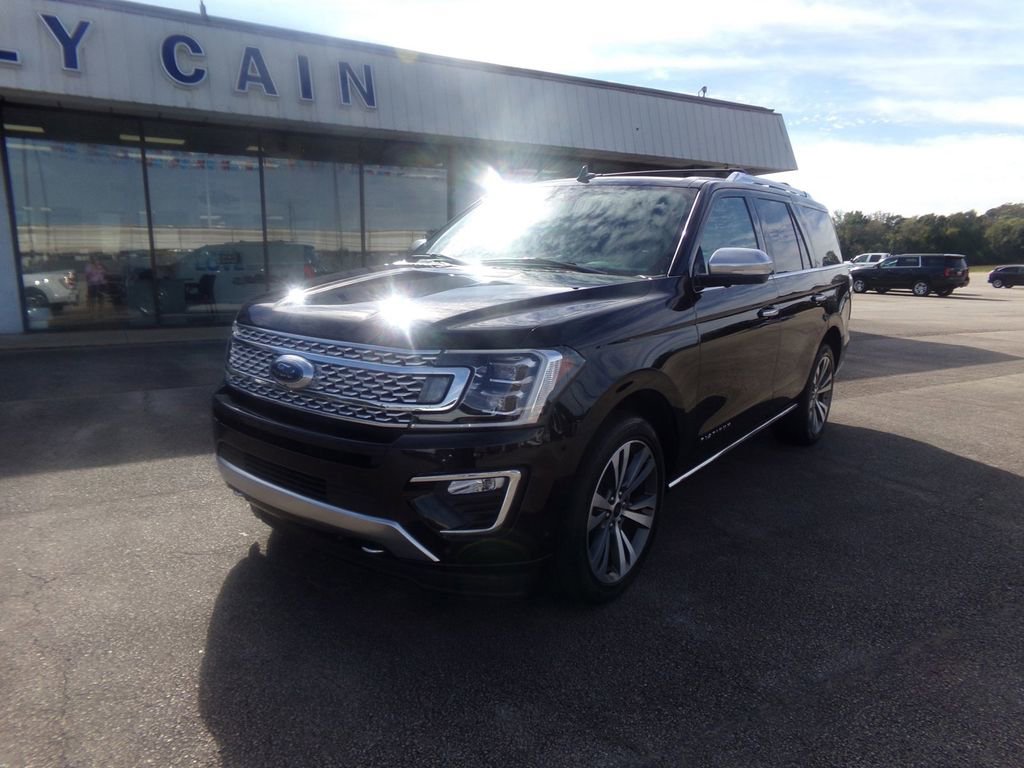 Used 2021 Ford Expedition Platinum image 3