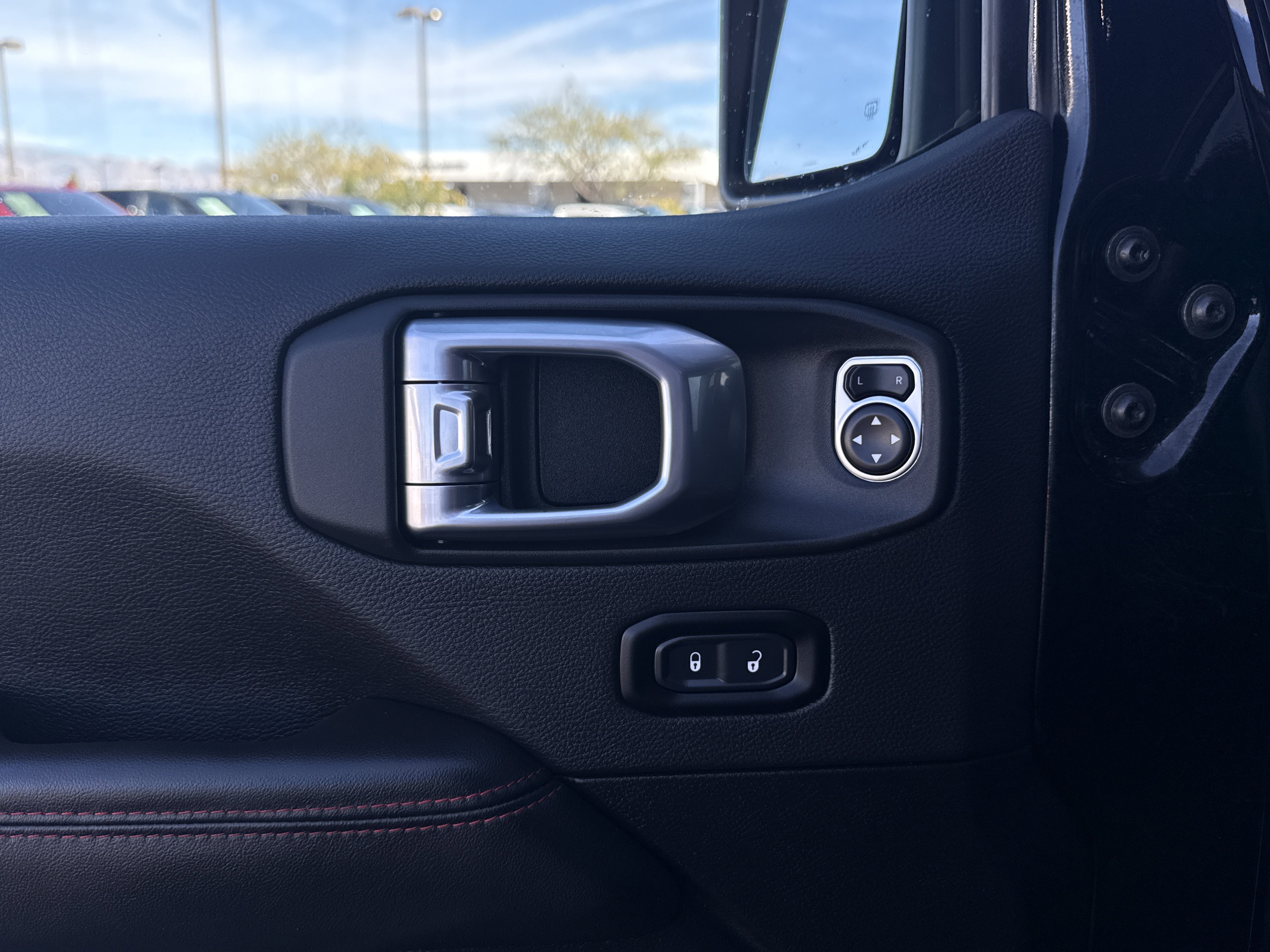 Used 2024 Jeep Wrangler Rubicon 392 image 24