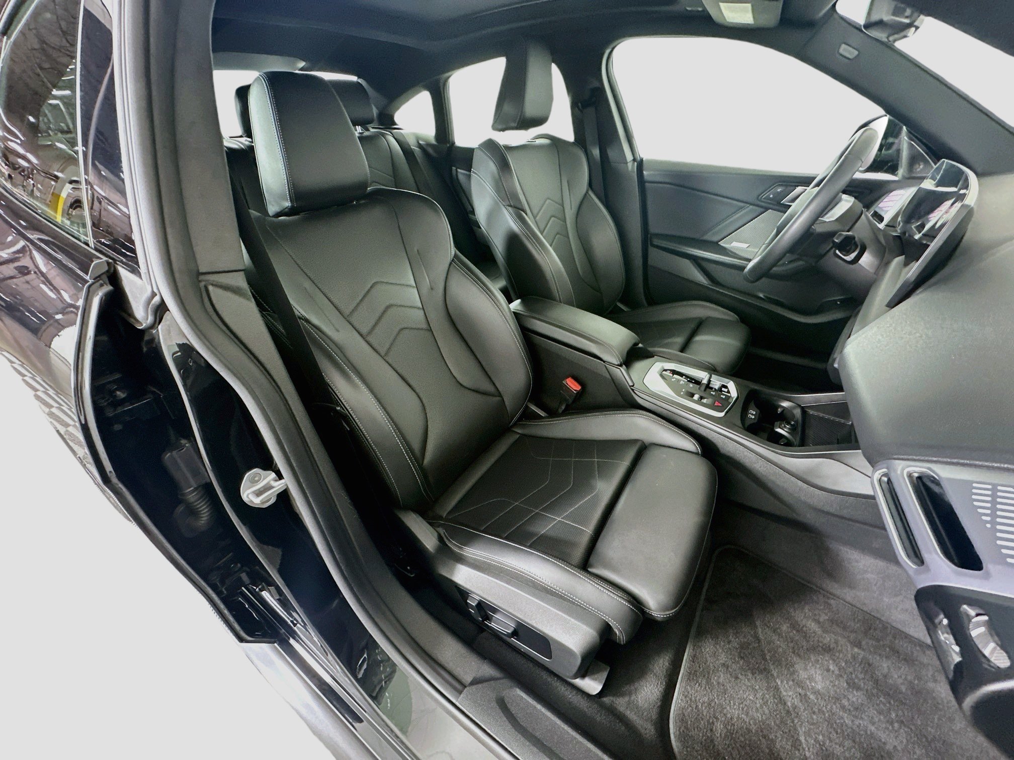 Used 2025 BMW 228i xDrive AWD/4WD image 31