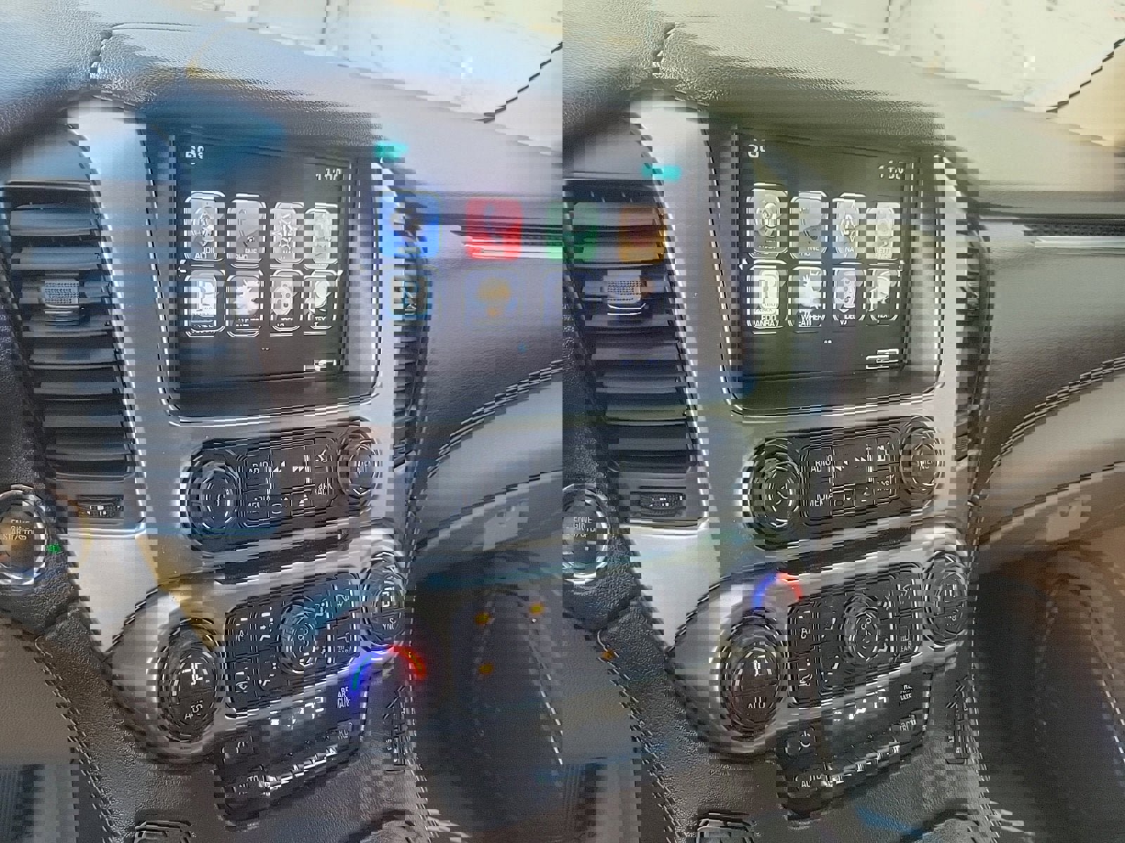 Used 2015 Chevrolet Tahoe LTZ image 22