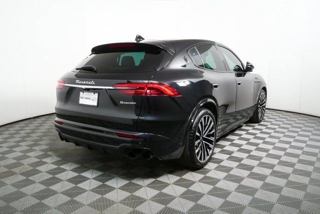 Used 2023 Maserati Grecale Modena AWD/4WD image 34