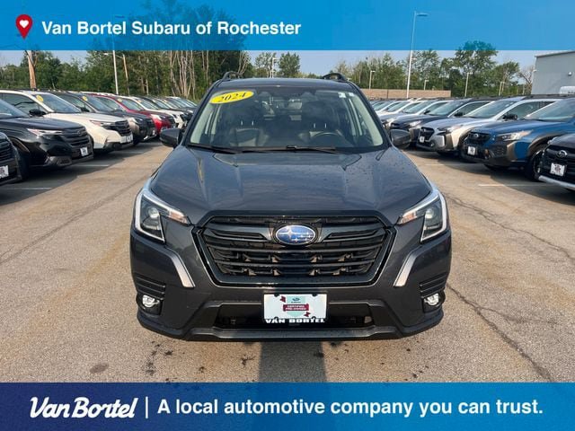 Certified 2024 Subaru Forester Limited AWD/4WD image 8
