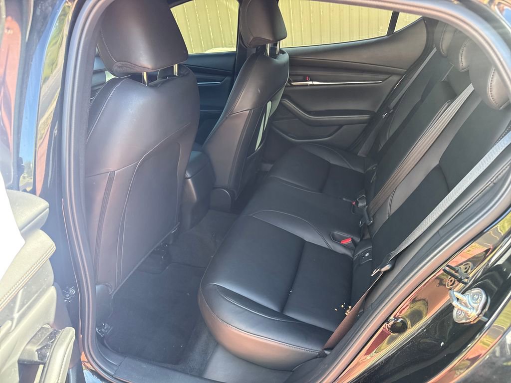 Used 2024 MAZDA MAZDA3 s FWD image 17