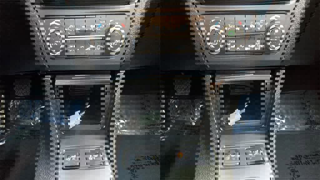 Used 2020 Acura ILX image 16