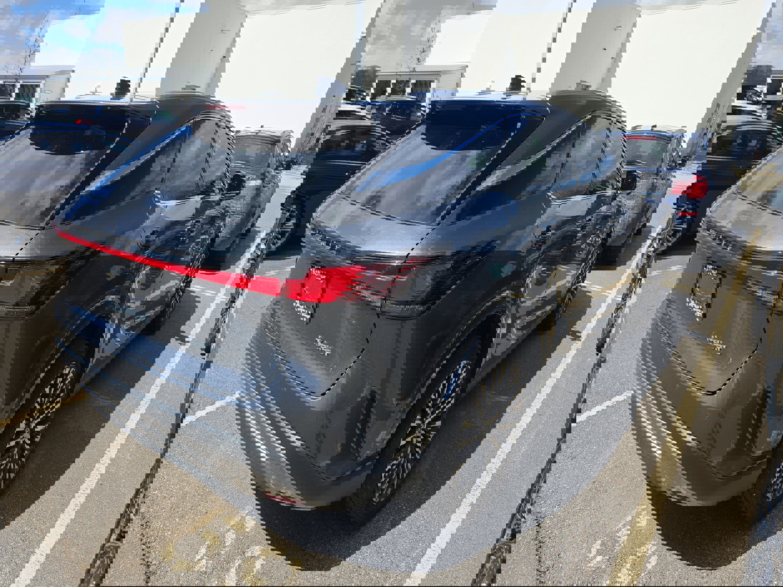 Used 2024 Lexus RX 350 Premium Plus w/ Convenience Package image 2