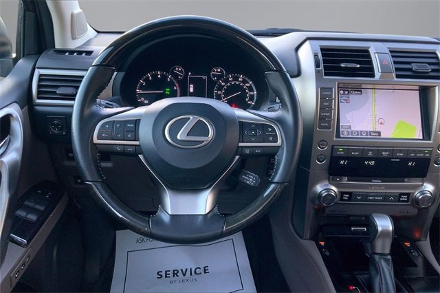 Used 2020 Lexus GX 460 Premium w/ Premium Package image 5