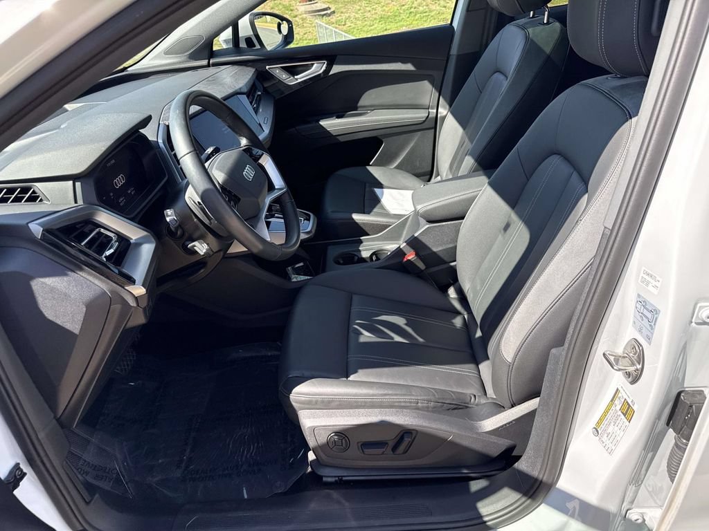 Used 2024 Audi Q4 e-tron Premium AWD/4WD image 6