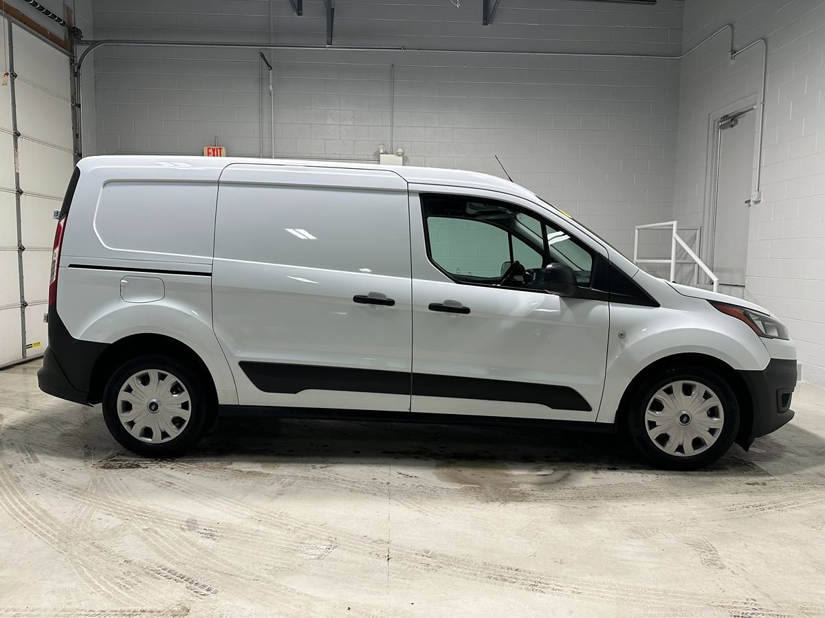 Used 2022 Ford Transit Connect XL FWD image 2