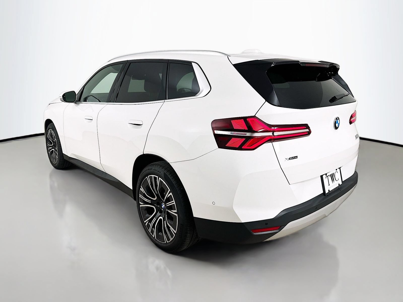 Used 2025 BMW X3 xDrive30i AWD/4WD image 7