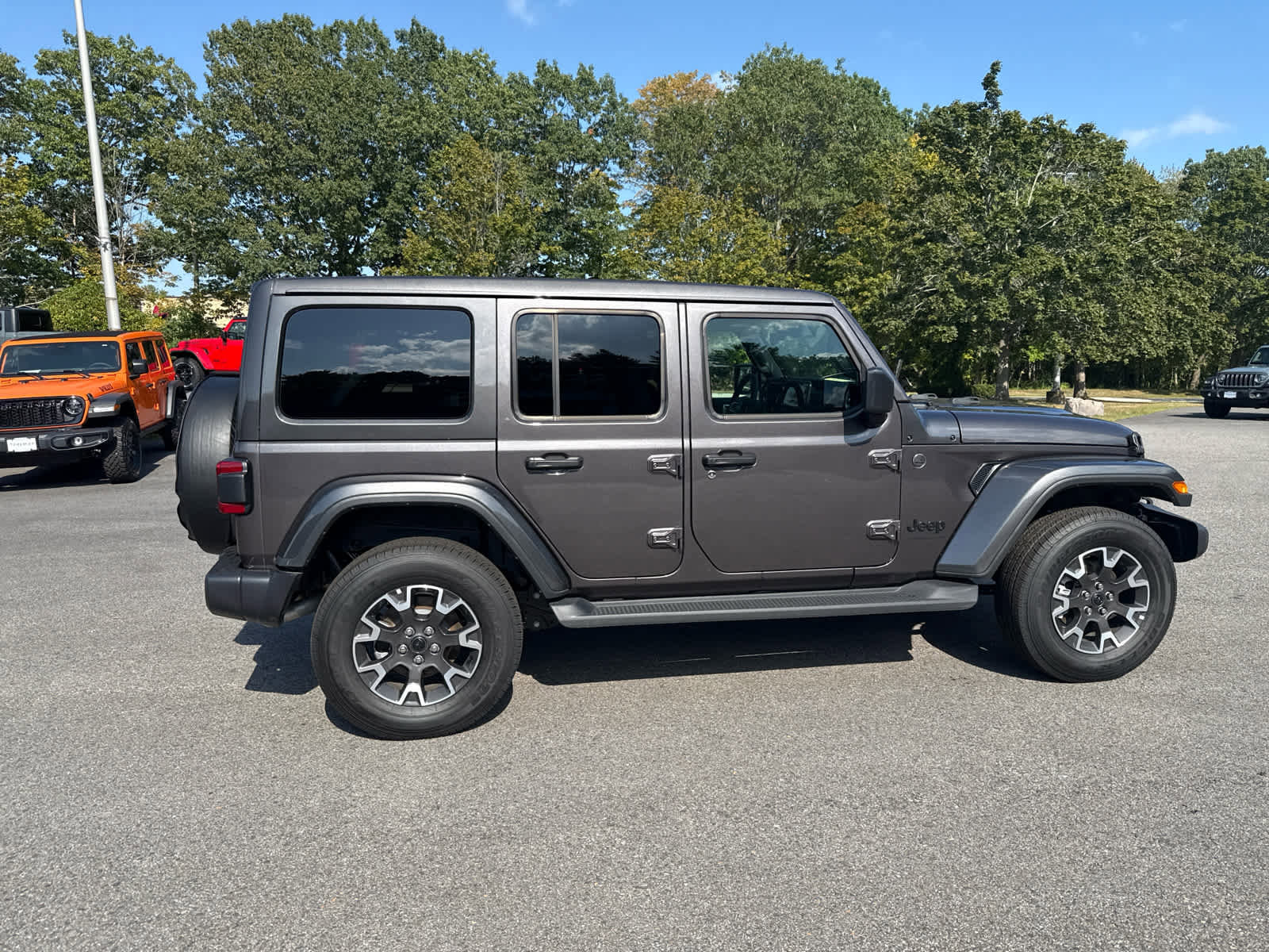 New 2025 Jeep Wrangler Sahara w/ Safety Group image 9