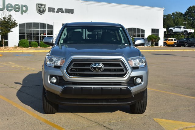 Used 2023 Toyota Tacoma SR5 RWD image 2