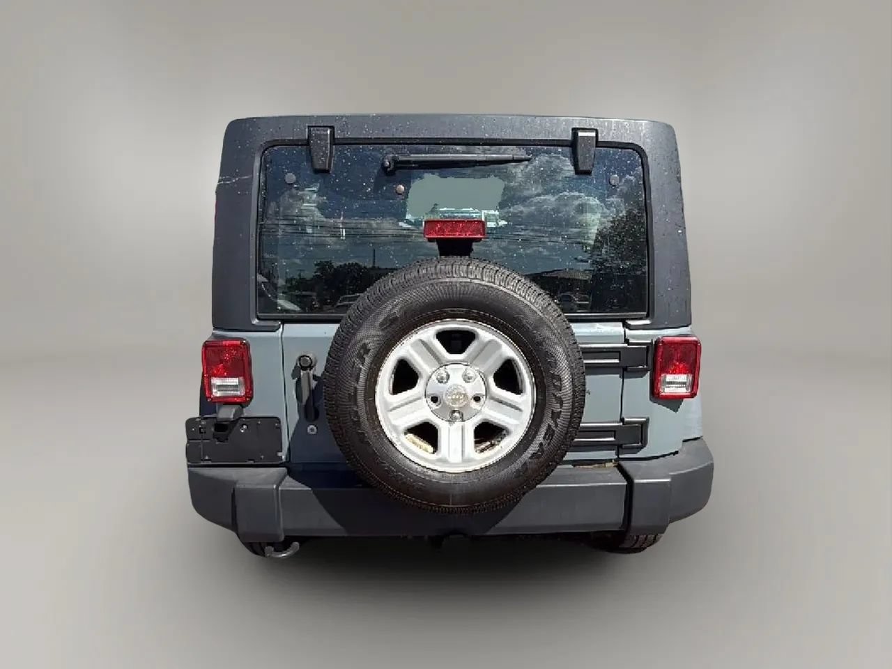Used 2014 Jeep Wrangler Unlimited Sport w/ Connectivity Group AWD/4WD image 4