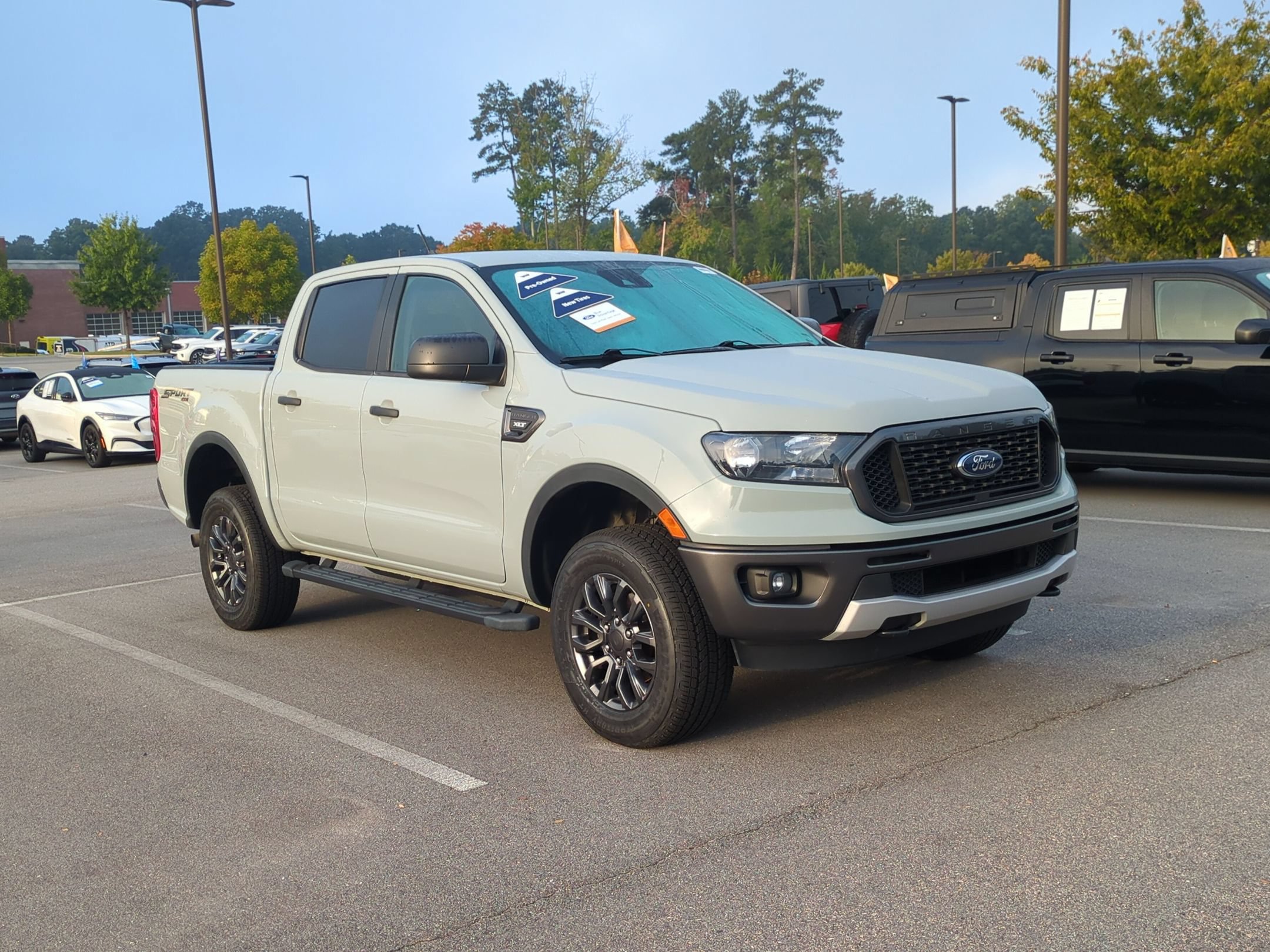 Used 2023 Ford Ranger XLT w/ Equipment Group 301A Mid AWD/4WD image 2