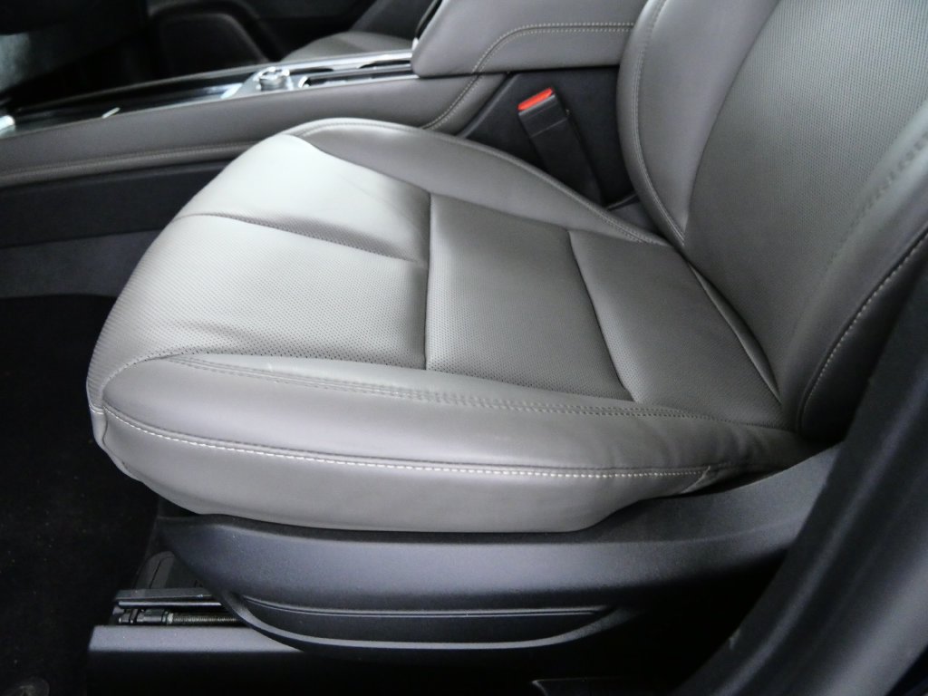 Certified 2023 Lincoln Corsair AWD w/ Equipment Group 101A image 15