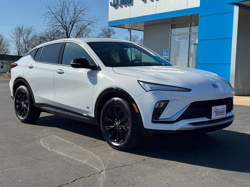 Used 2025 Buick Envista Sport Touring w/ Convenience I Package image 2