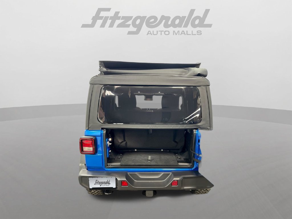Used 2025 Jeep Wrangler Sport AWD/4WD image 28