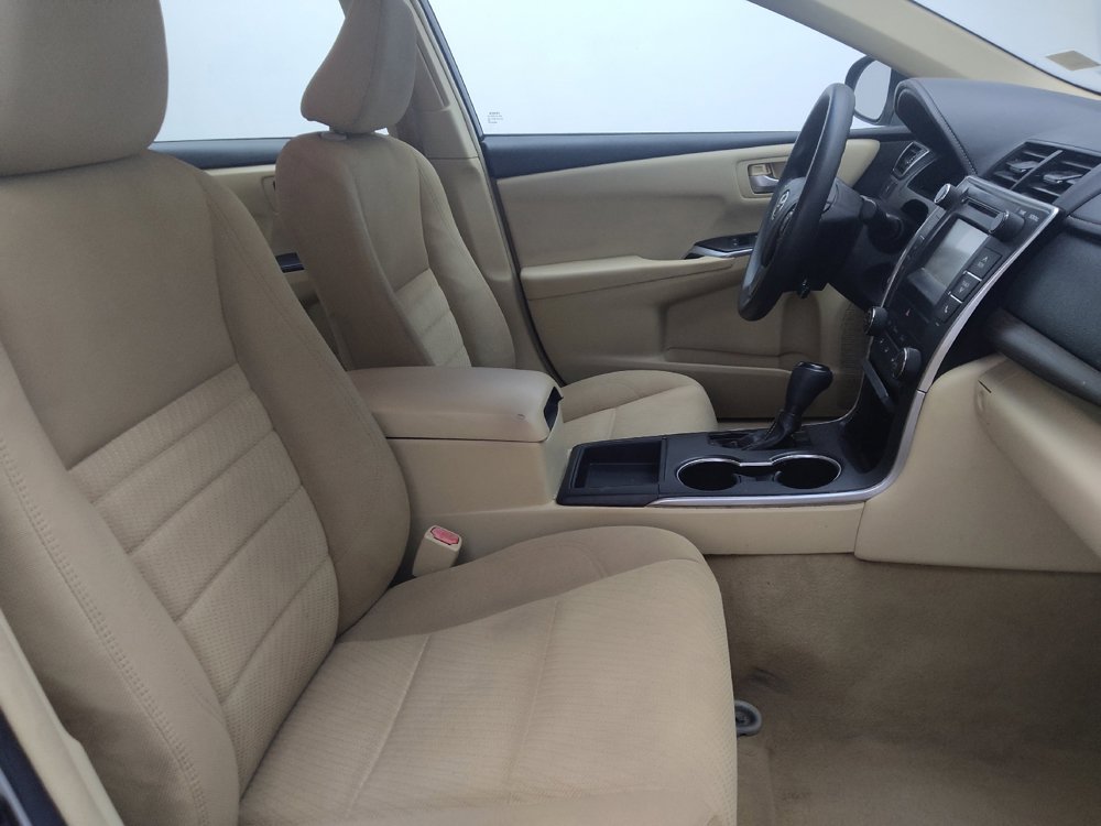 Used 2016 Toyota Camry LE FWD image 21