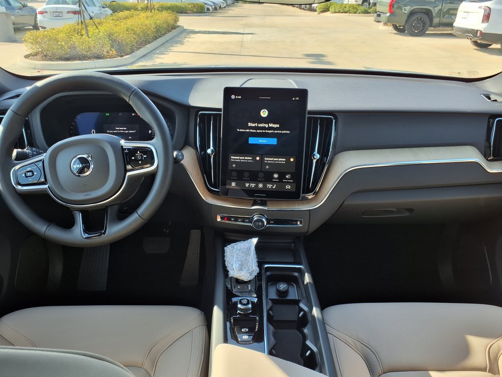 New 2026 Volvo XC60 B5 Plus w/ Protection Package Premier AWD/4WD image 16