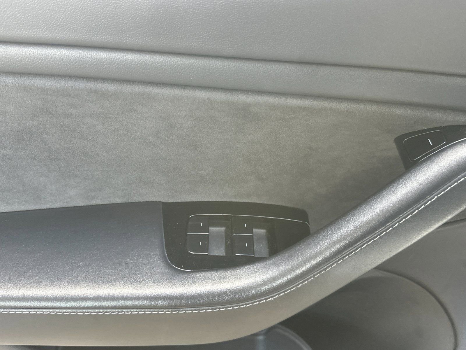 Used 2020 Tesla Model 3 Long Range AWD/4WD image 11