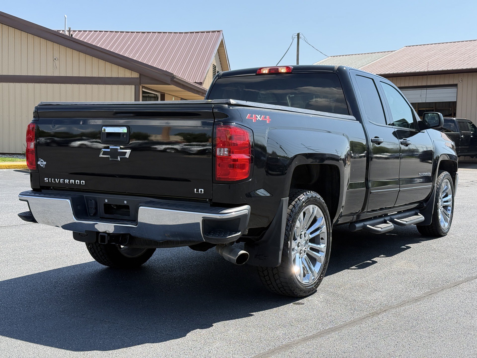 Used 2019 Chevrolet Silverado 1500 LT w/ All Star Edition AWD/4WD image 8