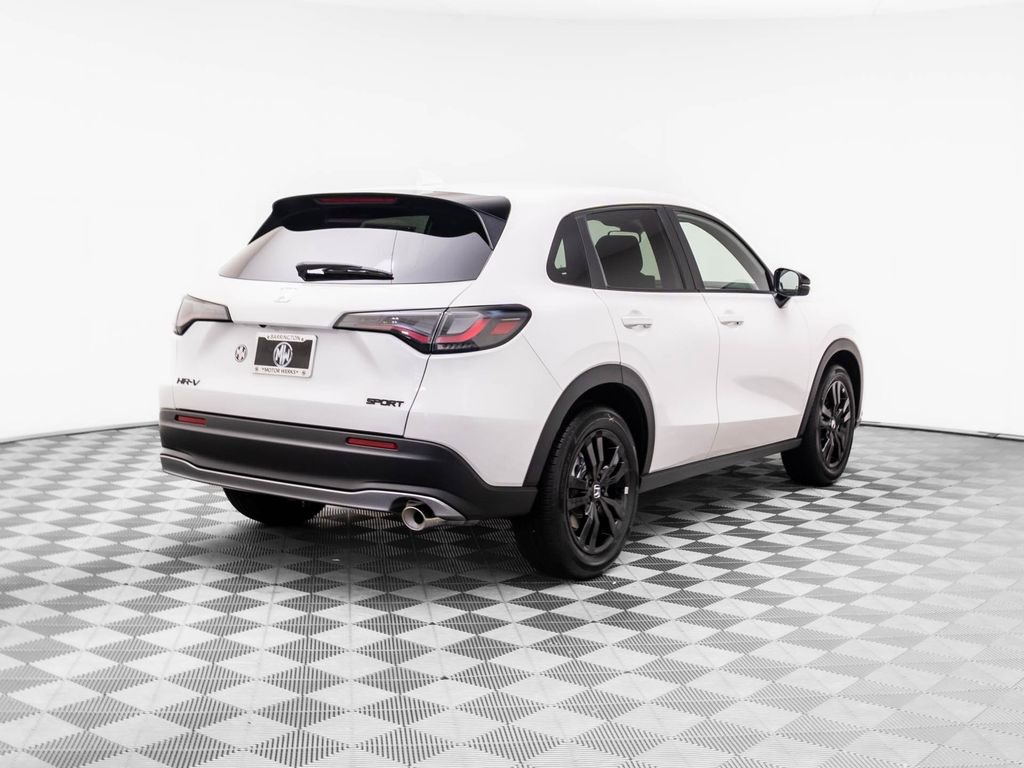 Certified 2026 Honda HR-V Sport image 7