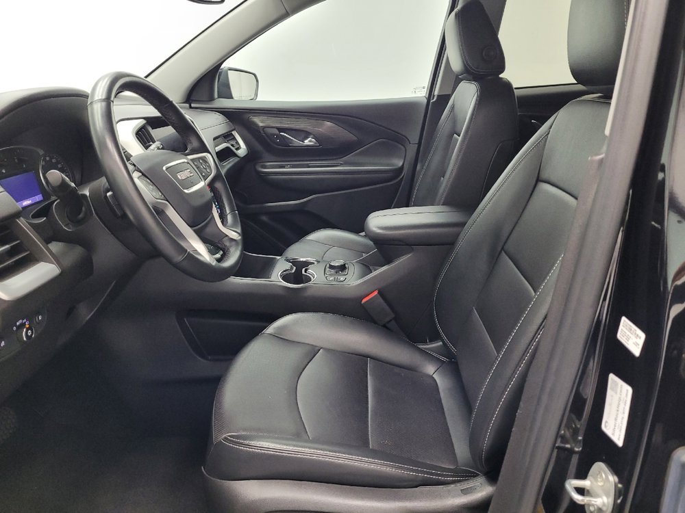 Used 2023 GMC Terrain SLT image 17