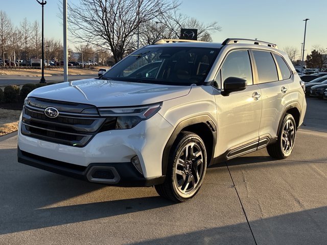 Used 2025 Subaru Forester Limited image 15