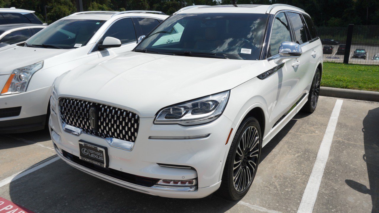 Used 2020 Lincoln Aviator Black Label w/ Class IV Trailer Tow Package AWD/4WD image 8