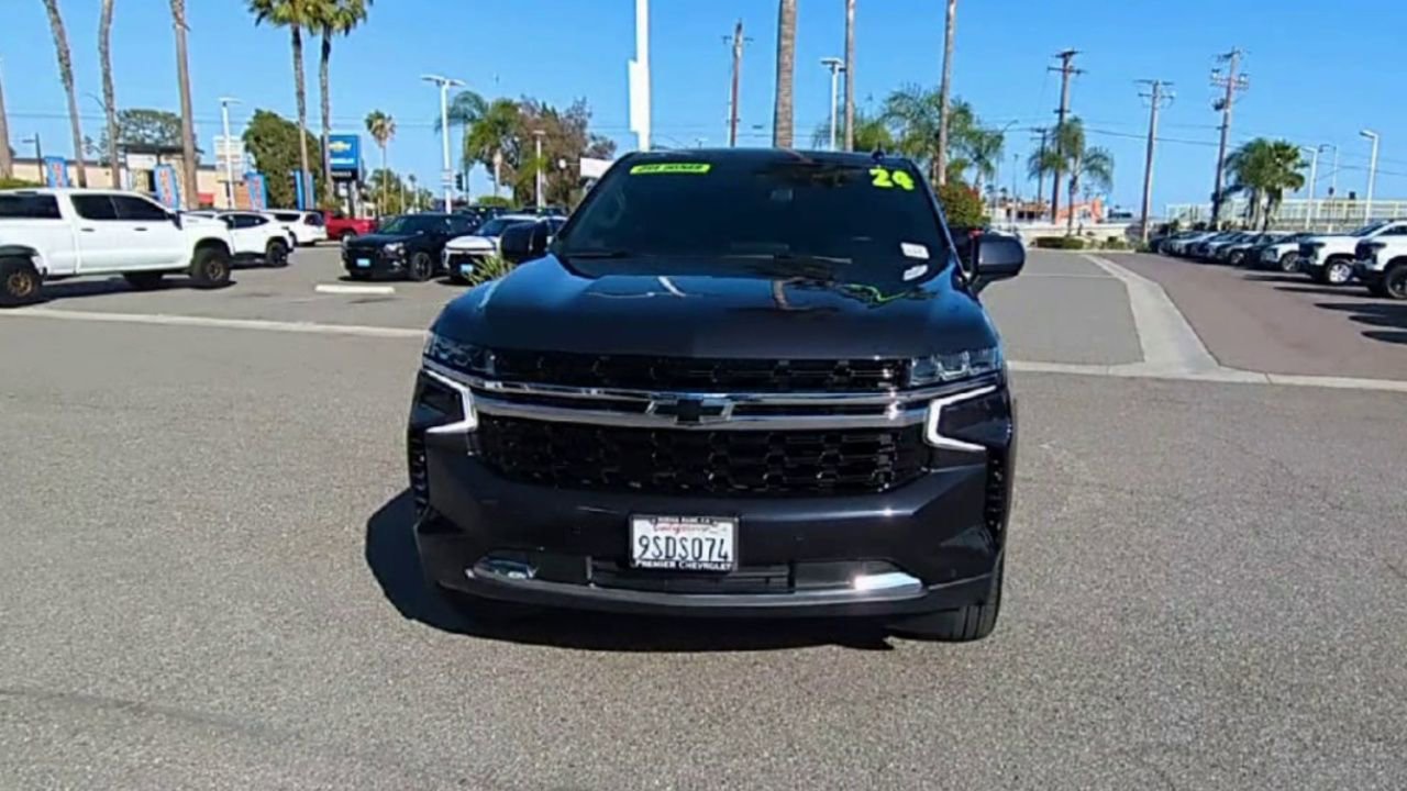 Certified 2024 Chevrolet Tahoe LS w/ Driver Alert Package image 3