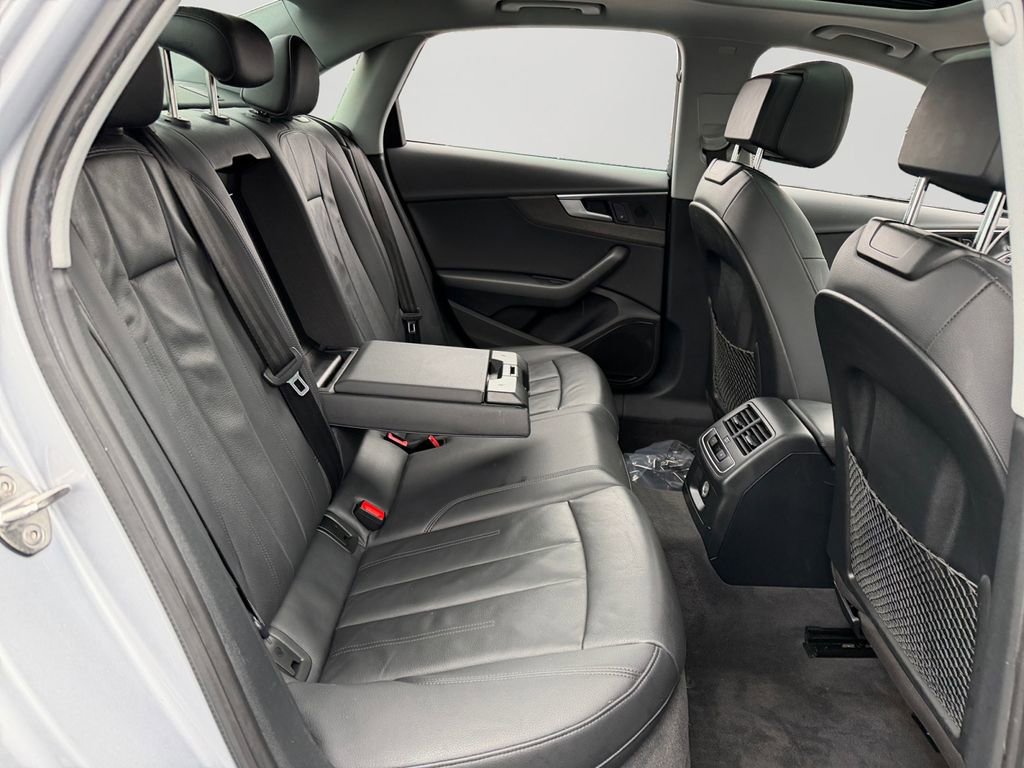 Used 2019 Audi A4 2.0T Premium image 8