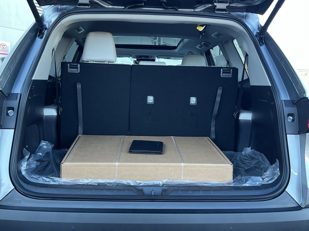 New 2026 Toyota Grand Highlander Limited image 22