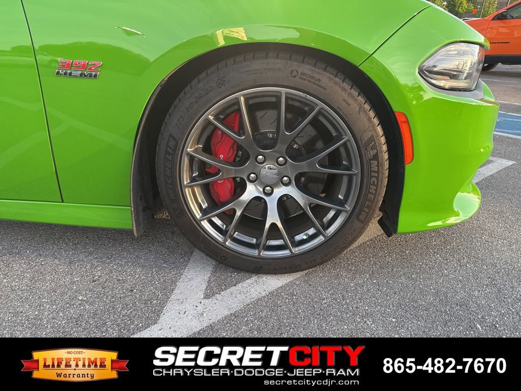 Used 2017 Dodge Charger SRT w/ Harman/Kardon Audio Group image 10