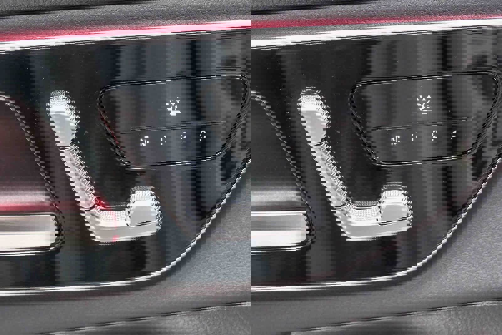 Certified 2025 Mercedes-Benz GLC 300 image 21