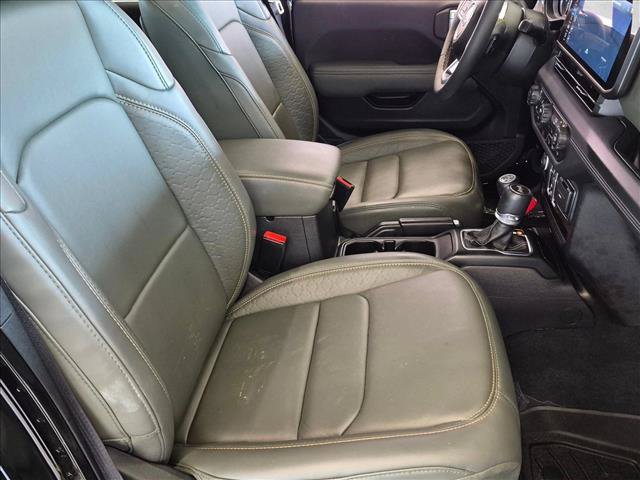 Used 2024 Jeep Wrangler High Altitude AWD/4WD image 20