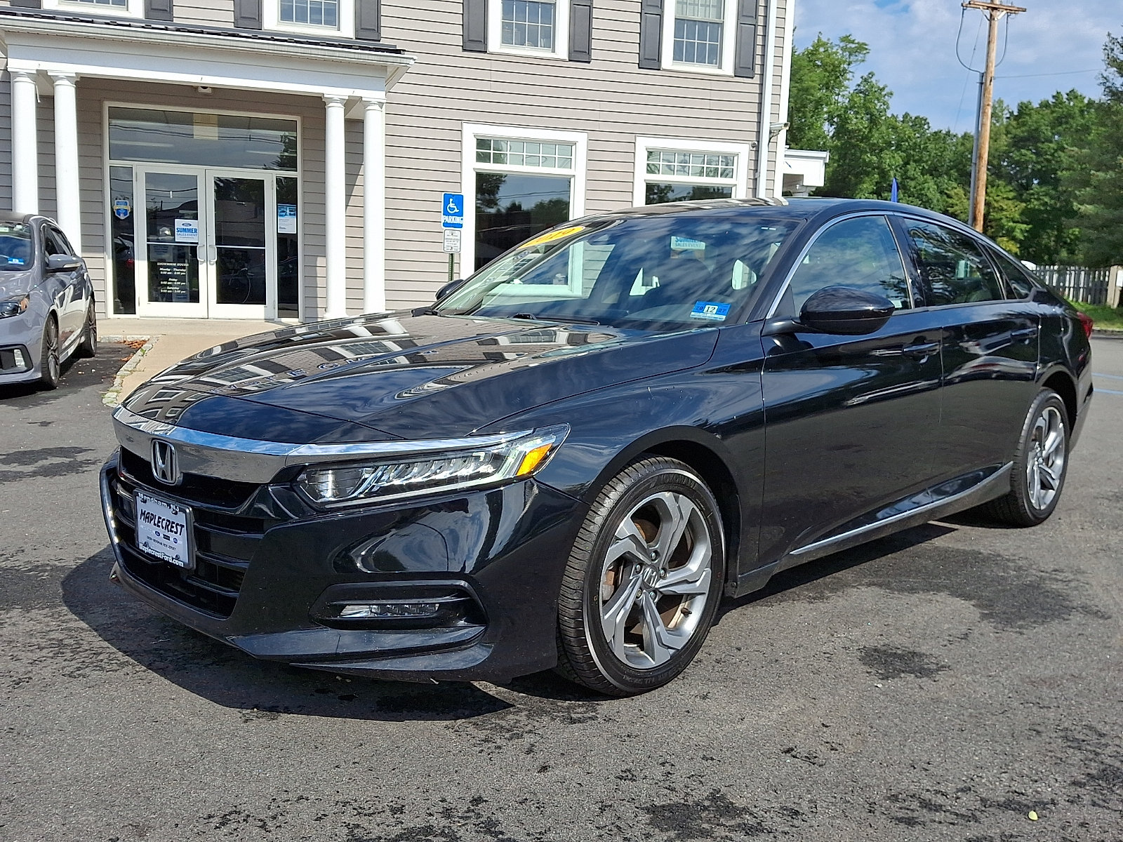 Used 2019 Honda Accord EX image 1