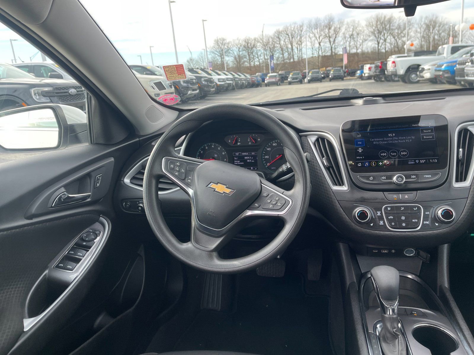 Used 2025 Chevrolet Malibu LT image 16