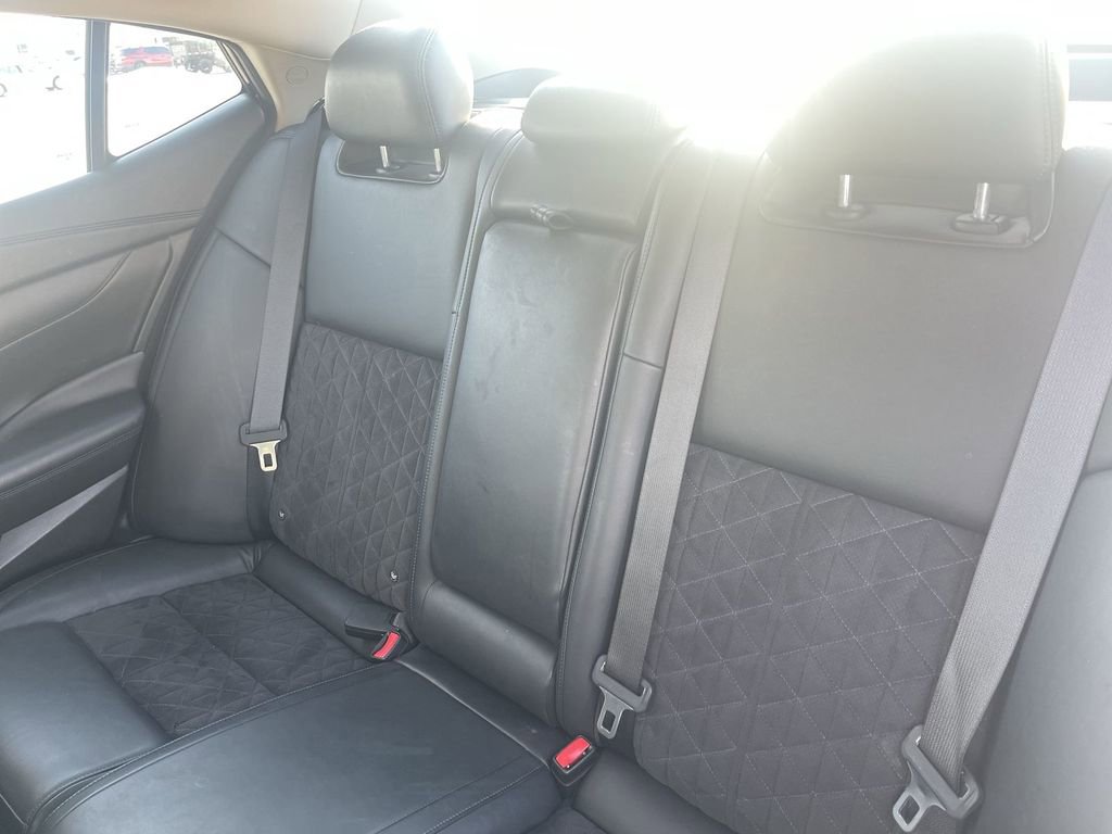 Used 2017 Nissan Maxima SR image 36