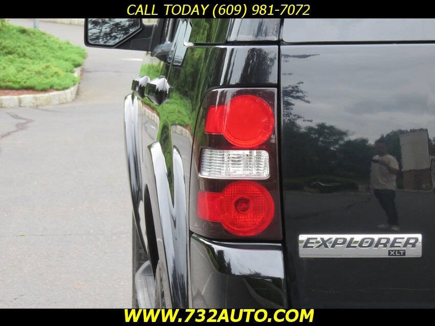 Used 2009 Ford Explorer XLT AWD/4WD image 37