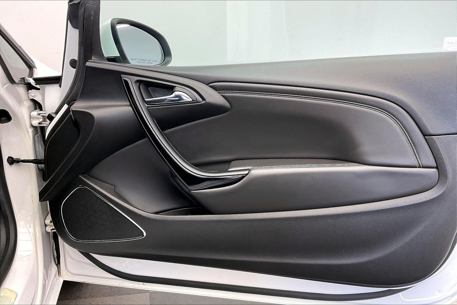 Used 2018 Buick Cascada Premium FWD image 25