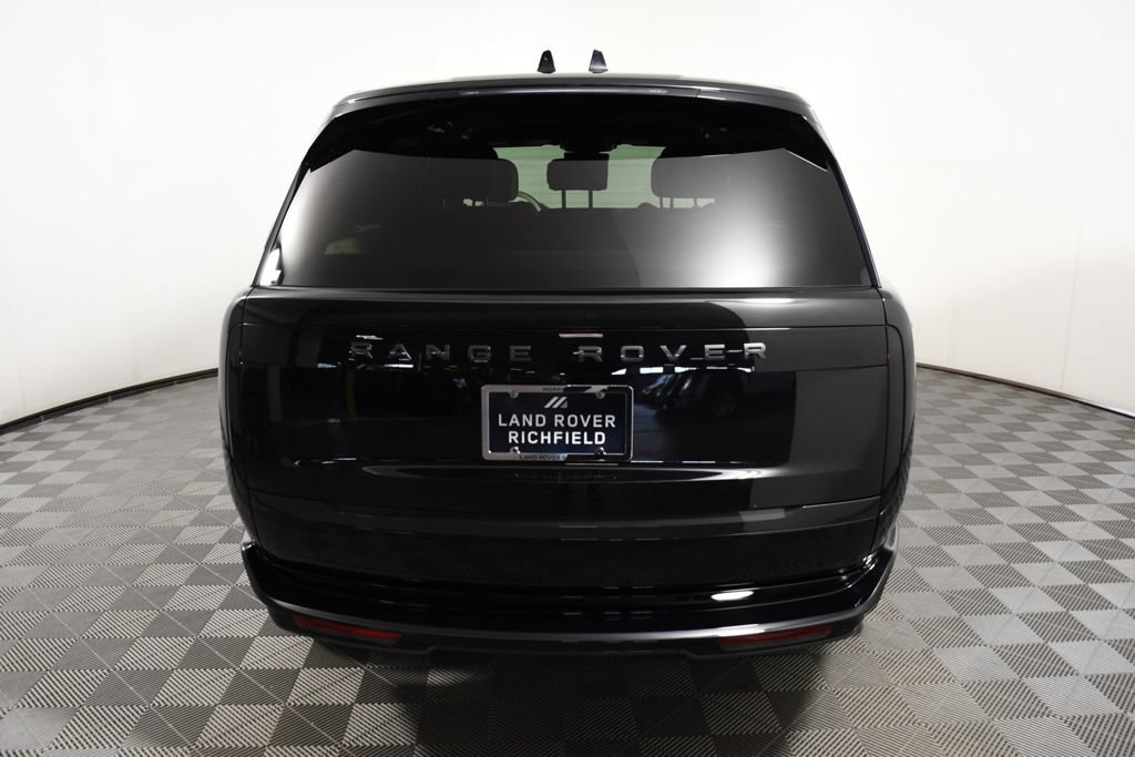 Used 2024 Land Rover Range Rover Long Wheelbase SE AWD/4WD image 5